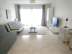One-bedroom apartment near the Beach and the Old Town